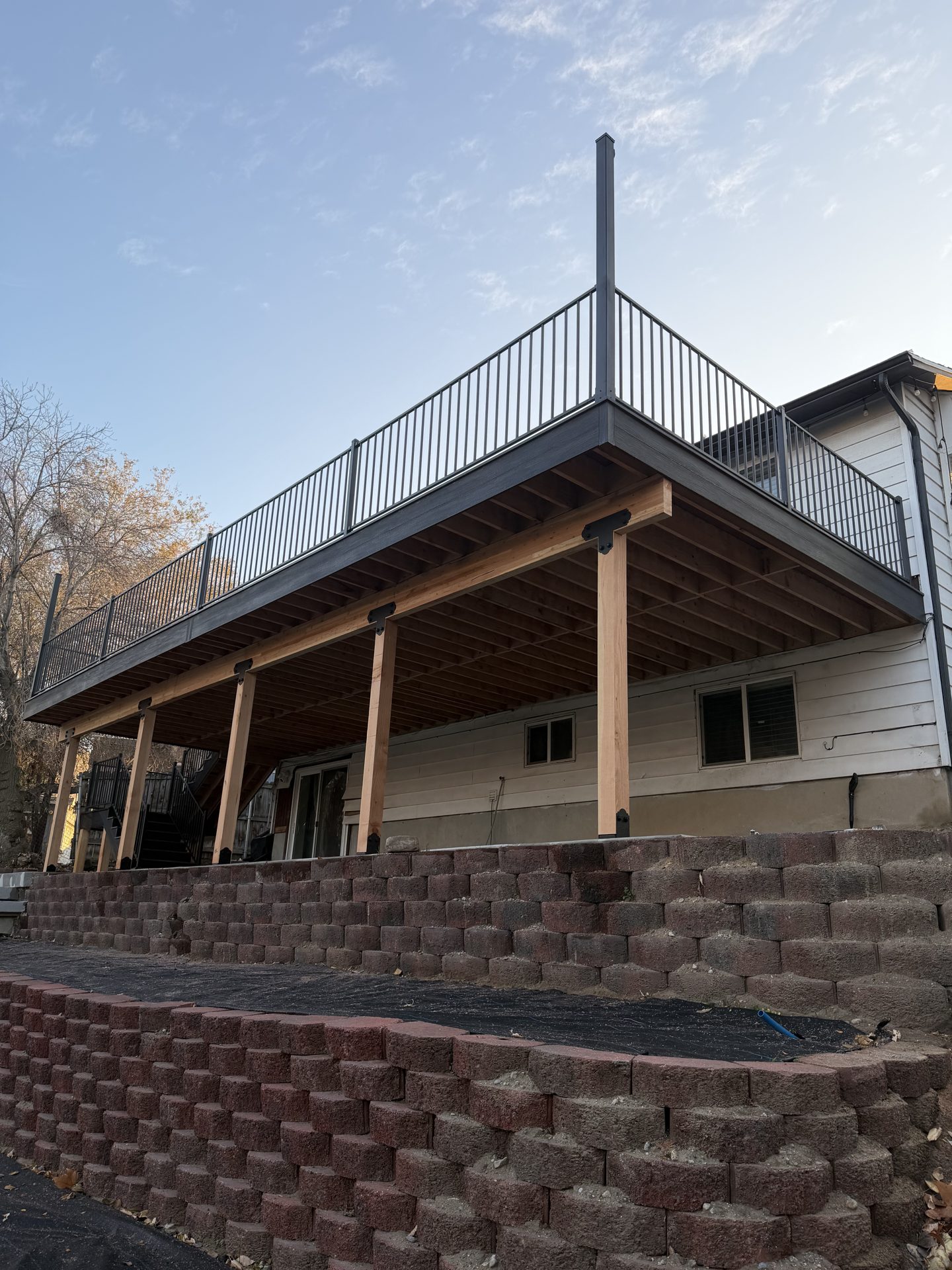 Custom deck built by Z-Bolt Decks in Utah County — project 2